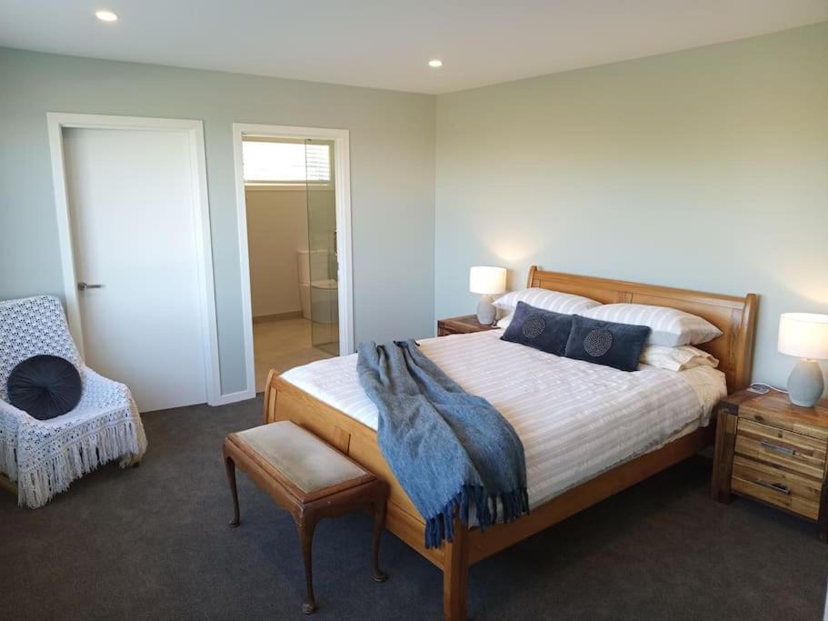 Sea Breeze Apartment Kakanui Exterior foto
